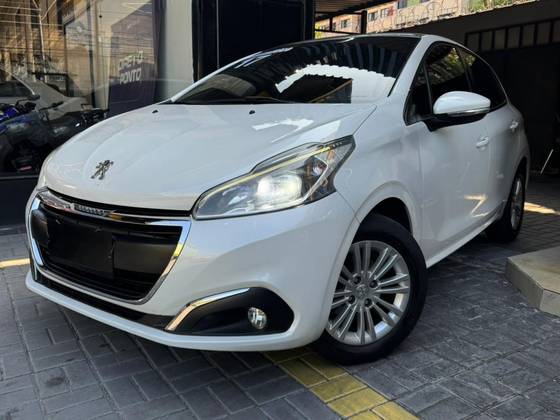 PEUGEOT 208 1.6 ALLURE 16V FLEX 4P AUTOMÁTICO PEUGEOT 208 1.6 ALLURE 16V FLEX 4P AUTOMÁTICO